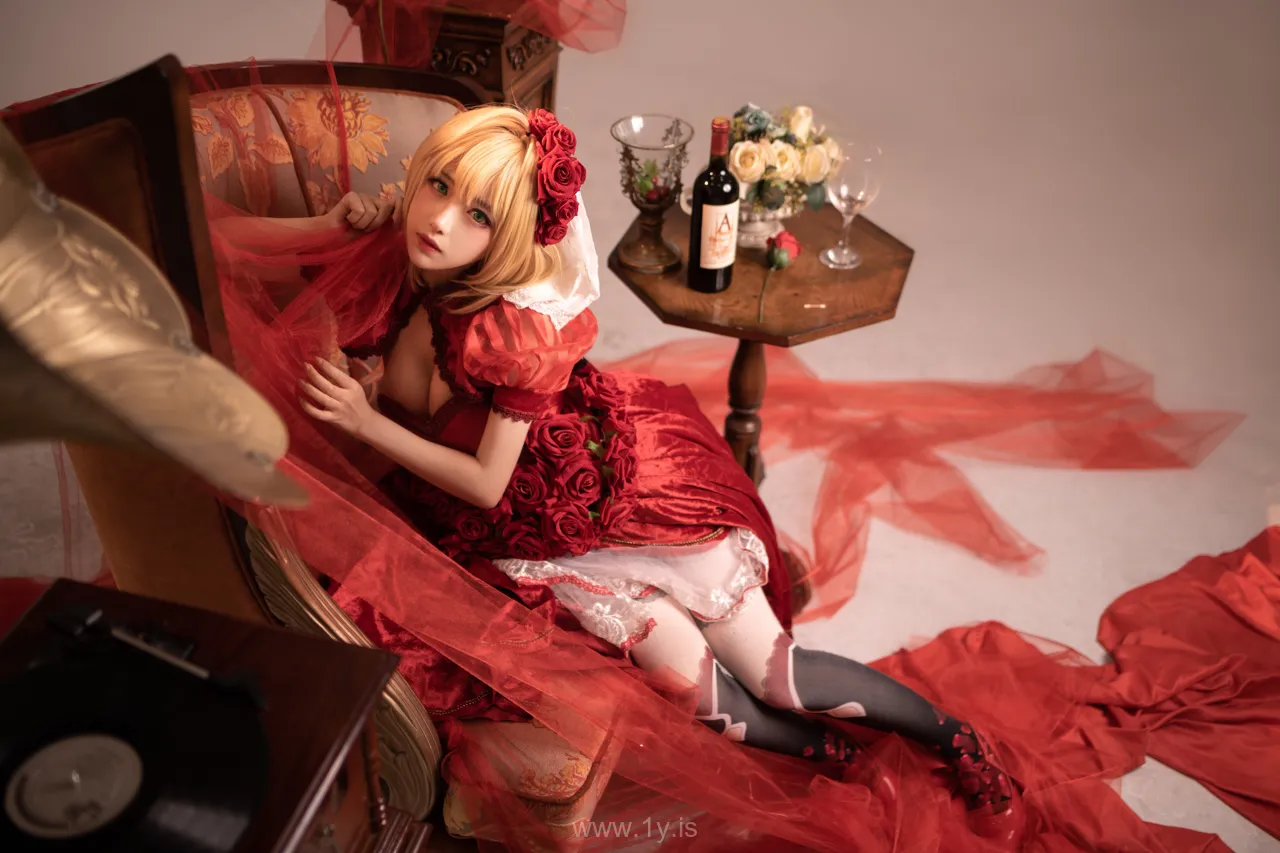 Coser@Shika小鹿鹿 NO.026 Pretty Asian Women 尼禄礼服